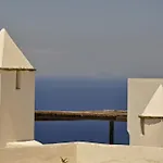 Kyma Sto Phos Folégandros