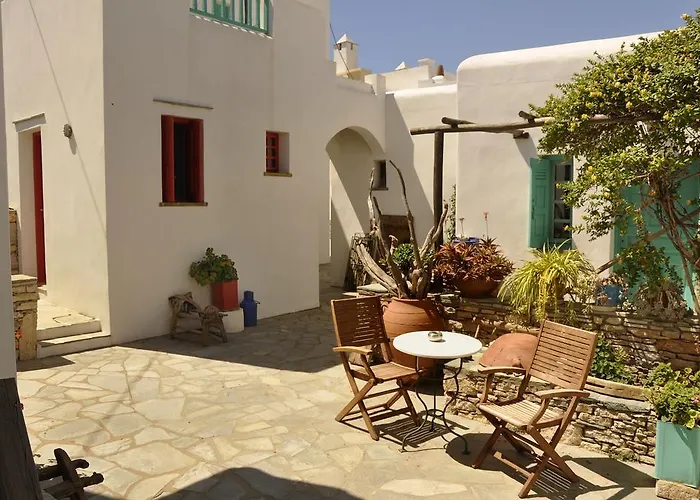 Kyma Sto Phos Folégandros