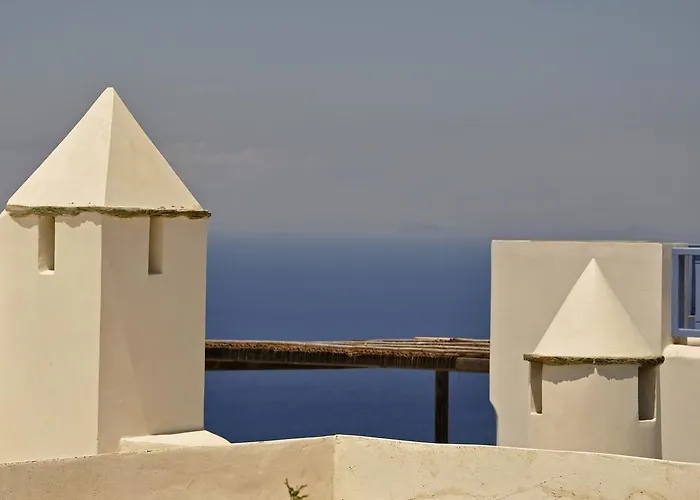 Kyma Sto Phos Folégandros