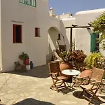 Kyma Sto Phos Folégandros
