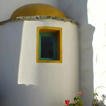 Kyma Sto Phos Folégandros